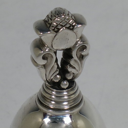 A very pretty Sterling Silver table bell having a plain round body with a cast Acorn pattern handle, and an original silver clapper. Hallmarked for C. J. Vander of London in 1960, and originally designed by Johan Rohde for Georg Jensen. The dimensions of this fine hand-made silver table bell are height 8.5 cms (3.3 inches), diameter at base 5 cms (2 inches), and it weighs approx. 88g (2.8 troy ounces).