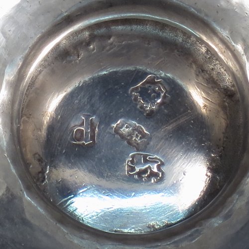 A rare Antique Georgian George II Sterling Silver small table bowl, having a plain round body, with reeded borders, and sitting on a pedestal foot. Made by Fuller White London in 1750. The dimensions of this fine hand-made antique silver bowl are diameter 9 cms (3.5 inches), height 8.5 cms (3.3 inches), and it weighs approx. 217g (7 troy ounces). Please note that this item is crested.