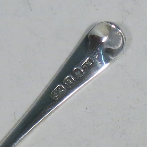 A rare Antique 18th Century Georgian Sterling Silver pair of salt spoons, in the Old English pattern, having hand-chased shell bowls. All made by Richard Crossley of London in 1788. The dimensions of these fine hand-made antique silver salt spoons are length 10 cms (4 inches), and they weigh a total of approx. 38g (1.5 troy ounces).