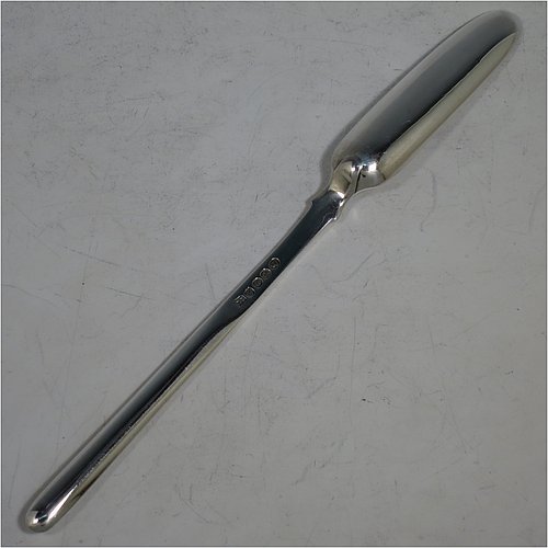 An Antique Georgian Sterling Silver marrow scoop made by Smith & Crossley in London in 1790. The dimensions of this fine hand-made antique silver marrow scoop are length 23 cms (9 inches), and it weighs approx. 56g (1.8 troy ounces).