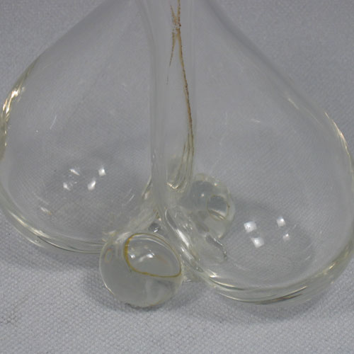 Edwardian sterling silver oil & vinegar 'tipper' set made by Heath & Middleton of Birmingham in 1909. Height 17 cms, width 13 cms.