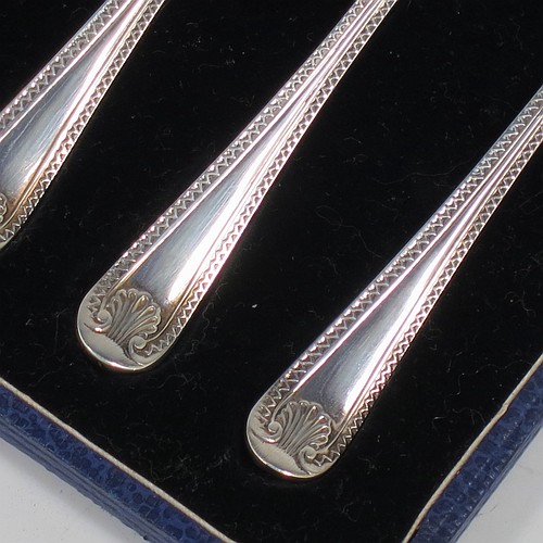 A very pretty Sterling Silver set of six pastry forks, having double-struck Zig-zag and Shell pattern handles, and three tined forks, all in their original cream satin and black velvet-lined presentation box. Made by Marson and Jones of Birmingham in 1932. The dimensions of these fine hand-made silver pastry forks are length 12 cms (4.75 inches), and they weigh a total of 99g (3.2 troy ounces).