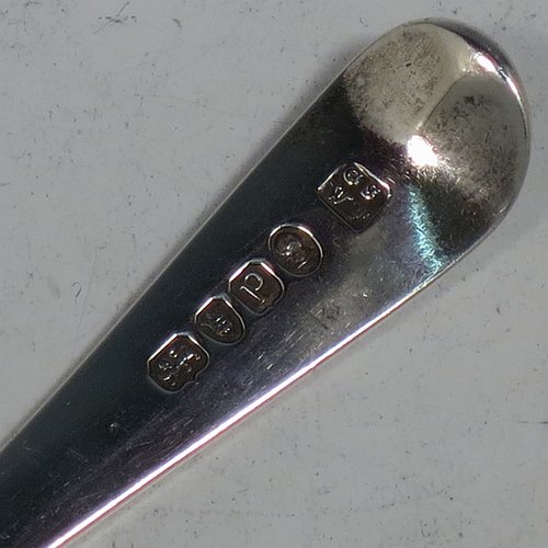 An Antique Georgian Sterling Silver pair of Sauce Ladles in the Old English pattern. Made by George Smith & William Fearn of London in 1790. The dimensions of this fine pair of hand-made antique silver sauce ladles are length 18 cms (7 inches), and they weigh a total of approx. 104g (3.4 troy ounces). Please note that these items are crested.