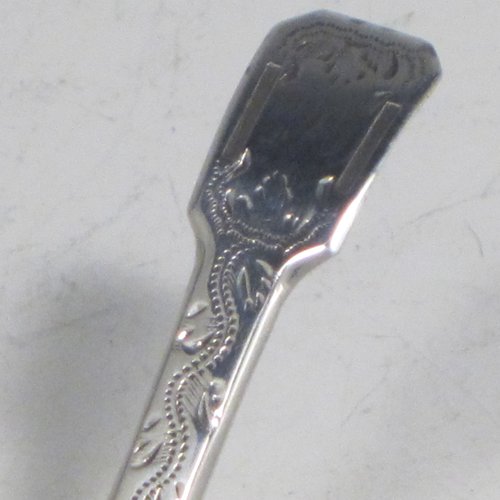 Antique Georgian sterling silver tea caddy spoon, having a hand-engraved handle, and an engraved round bowl, with floral decoration. Made by George Wintle of Birmingham in 1837. The dimensions of this fine hand-made silver tea caddy spoon are length 8.5 cms (3.3 inches), width 4 cms (1.5 inches), and it weighs approx. 11g (0.35 troy ounces).
